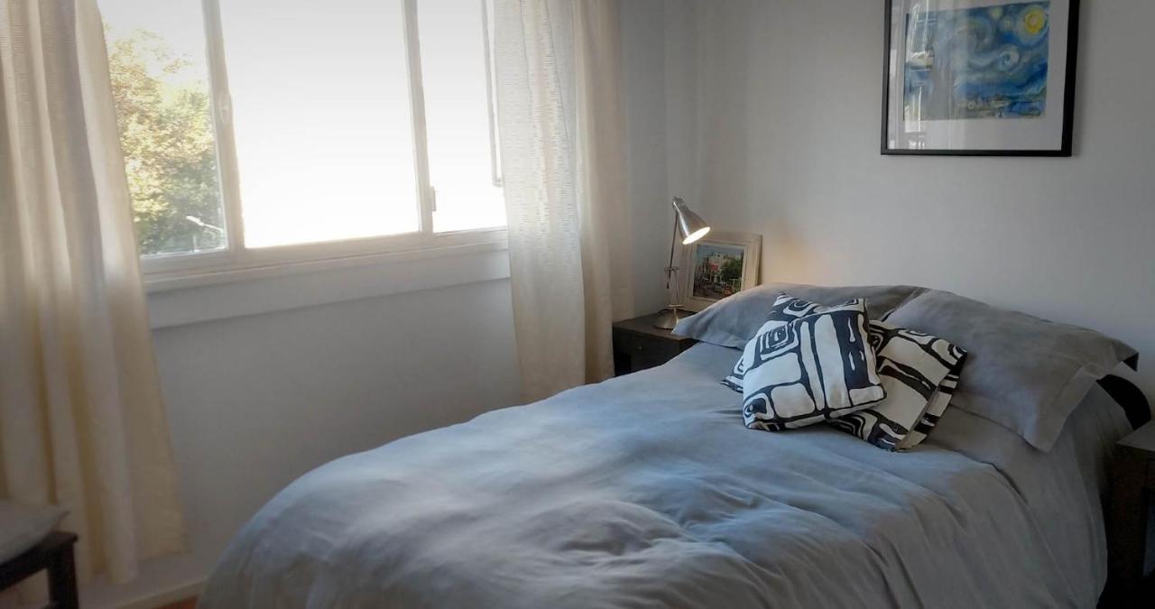 Apartamento Depto 2 Ambientes Muy Luminoso Con Internet Y Vista A La Plaza