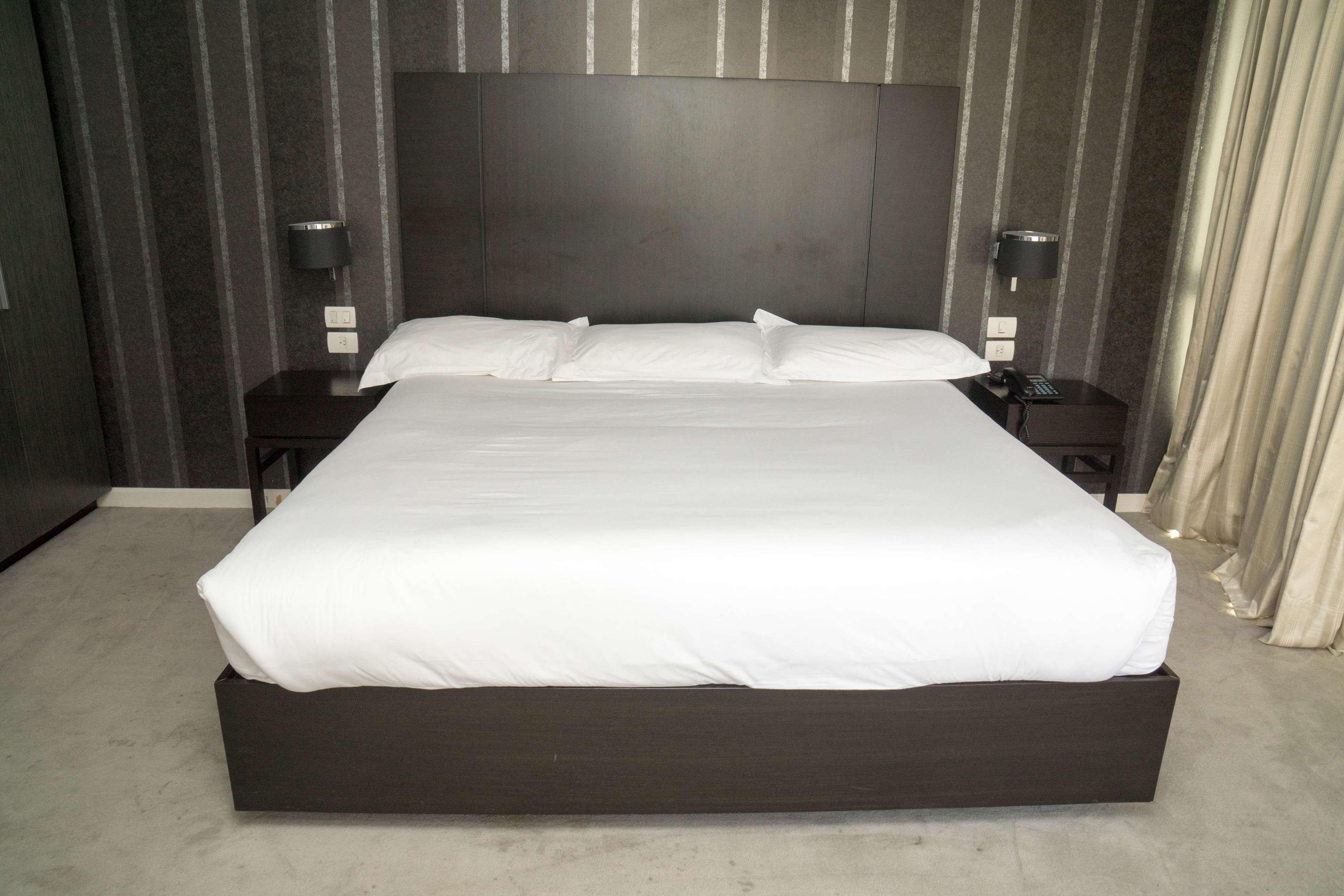 Howard Johnson Abasto Hotel 4*