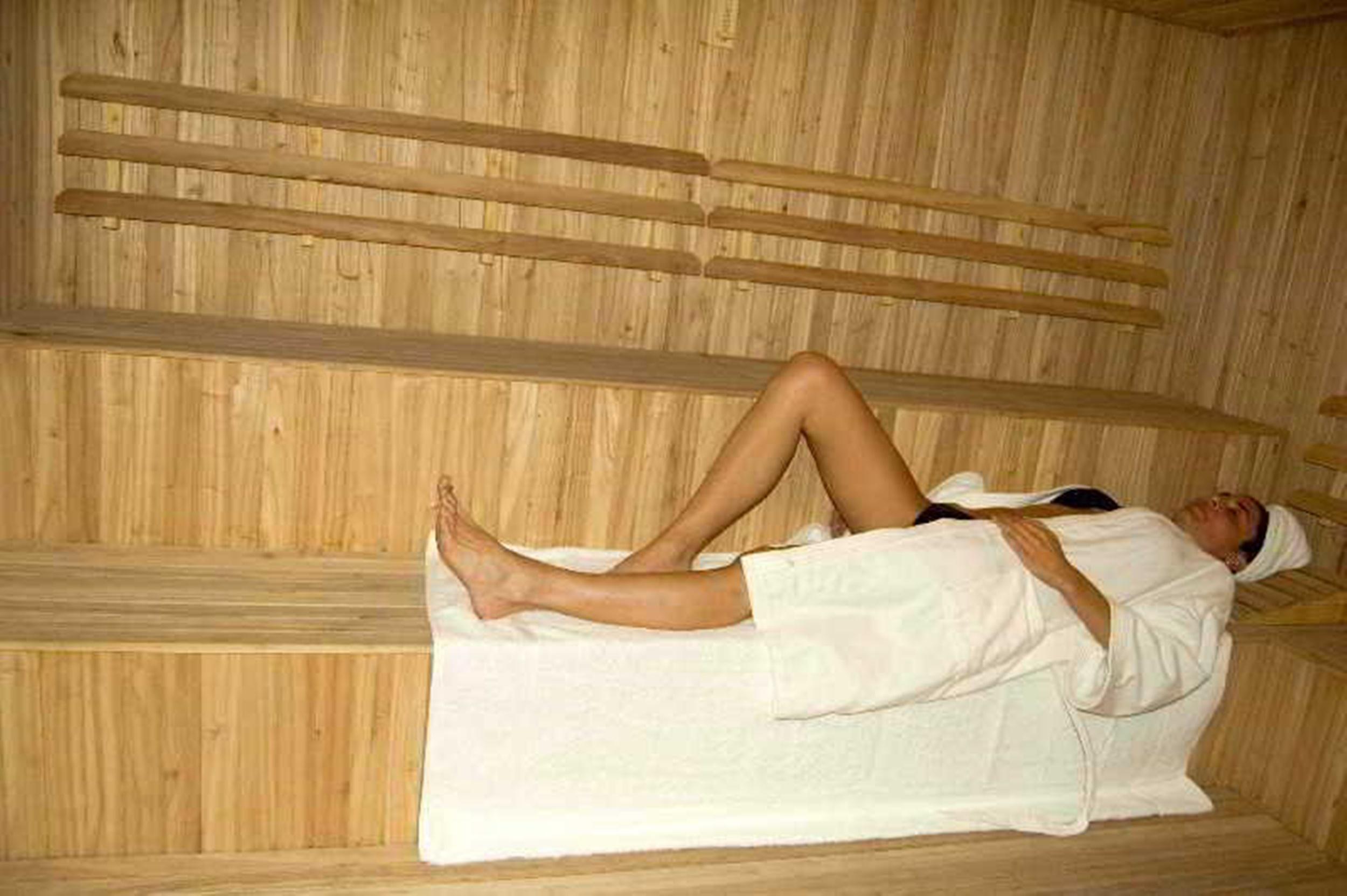 Apartahotel Monserrat 4*