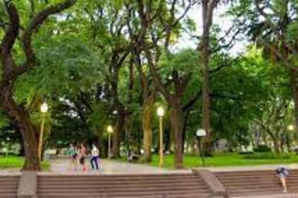 Florida Stanza * Ciudad Autónoma de Buenos Aires
