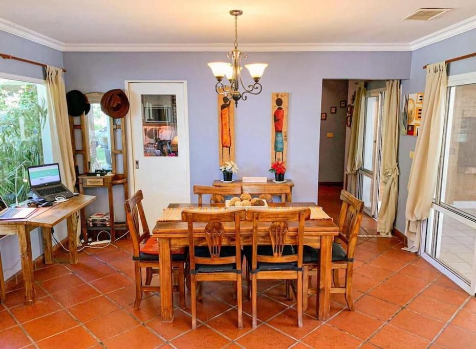 Private With Exclusive Heated And Illuminated Pool In The Best Golf Country Club 18-holes Golf Course Indoor Heated Pool Of The Club Illuminated Professional Soccer And Tennis Courts Children's Recreation Market And All Types Of Services Villa