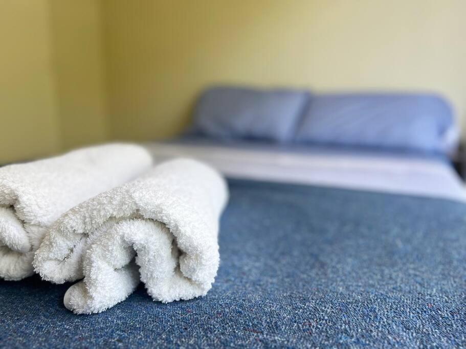 2 Rooms. Gran Balcon I Amplio Y Comodo Apartamento