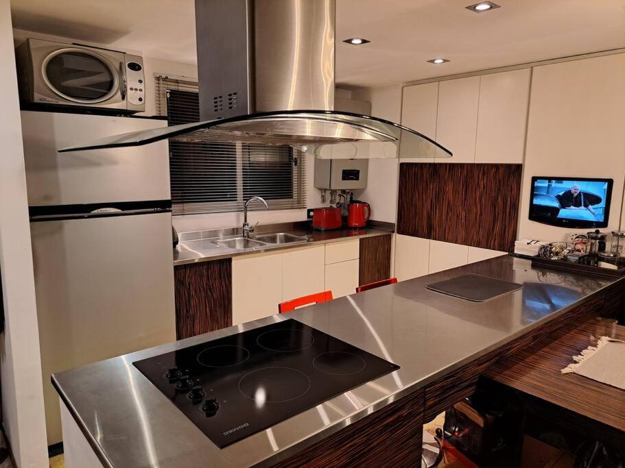 Apartamento Stylish Amplio Duplex Loft Cochera-parking Canitas - Palermo Equipado - Tarifas En Ars, Solo Argentinos