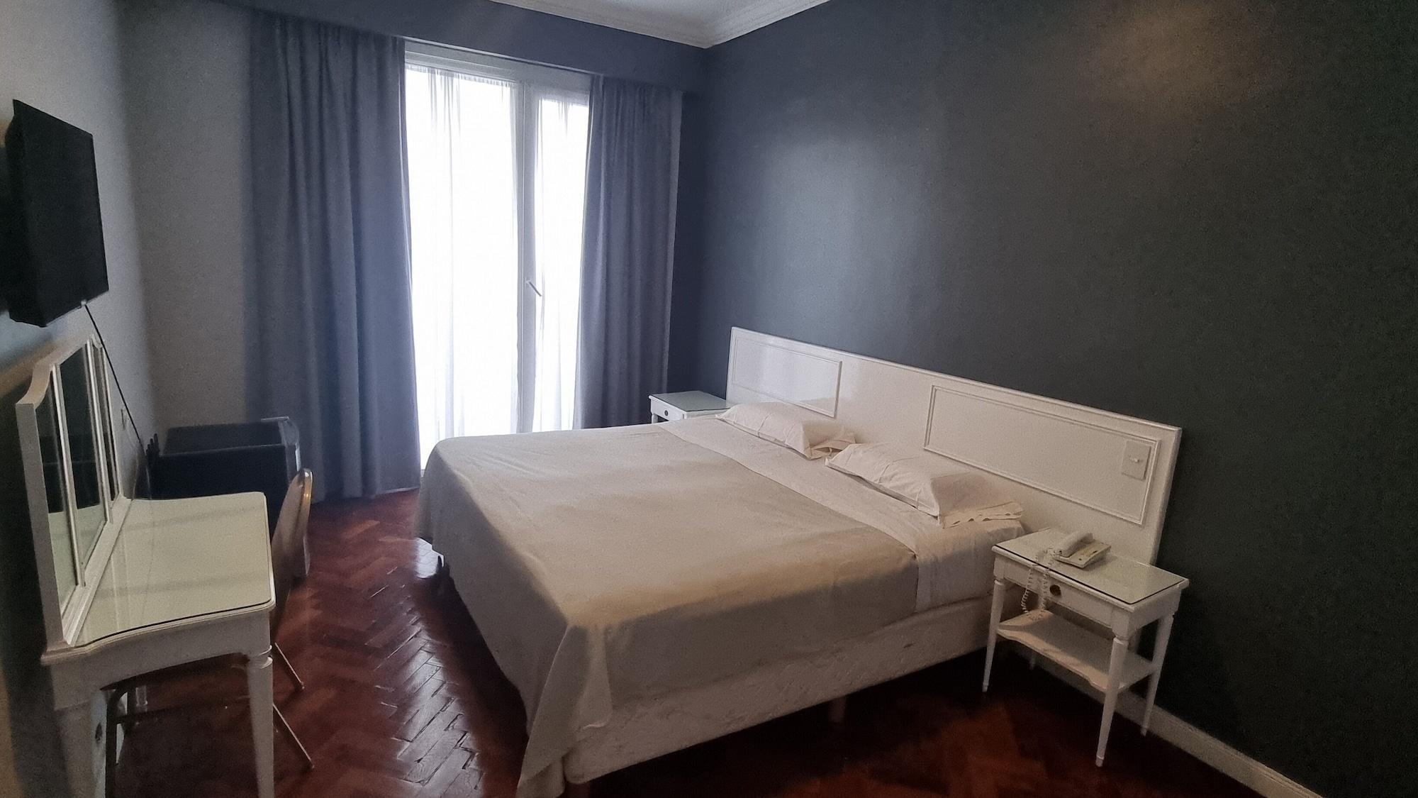 Regis Orho Hotel