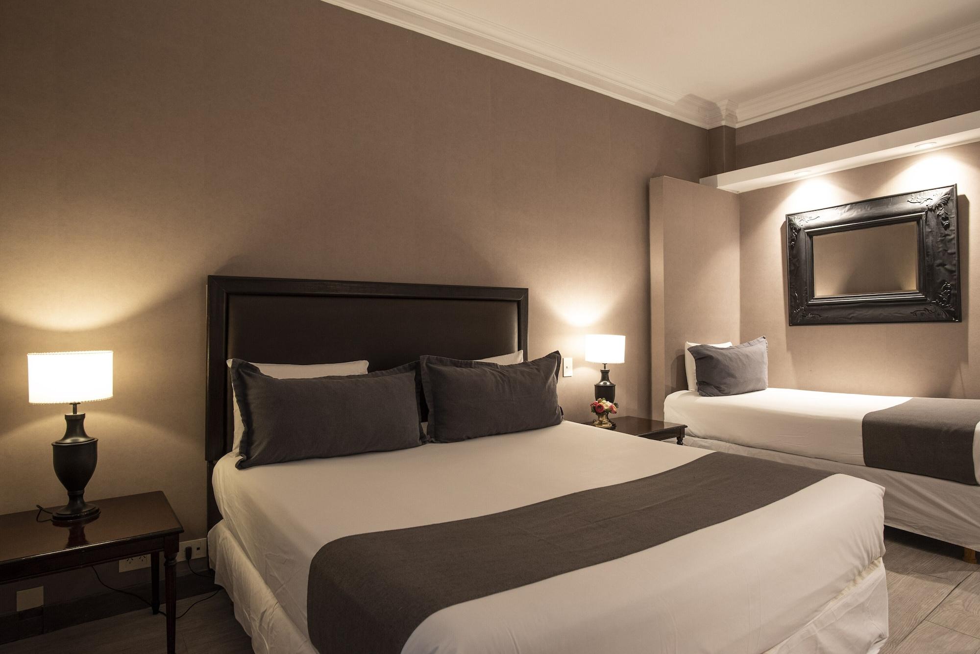 1253 Recoleta Small