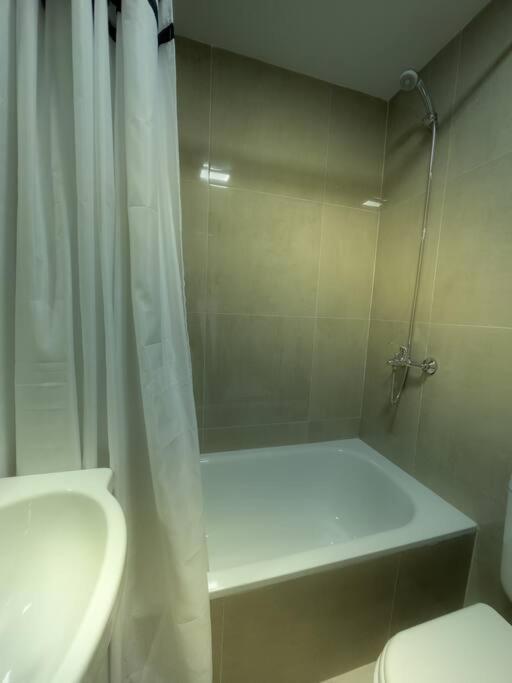 Moderno Apartamento Apartamento