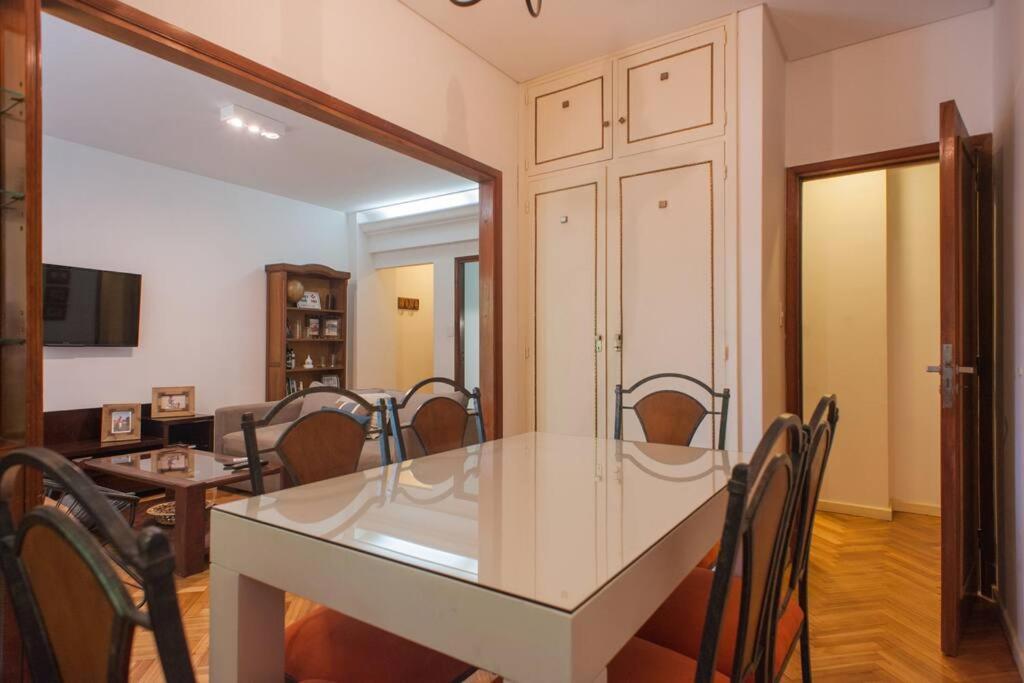 Apartamento Beruti Home. Modern & Elegant! *
