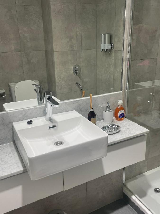 Montaneses 2342 Modern Fleni