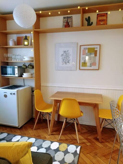 Alegre Y Confortable Departamento En Belgrano R Ciudad Autónoma de Buenos Aires