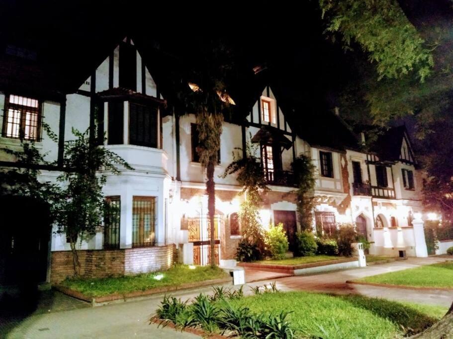 Alegre Y Confortable Departamento En Belgrano R