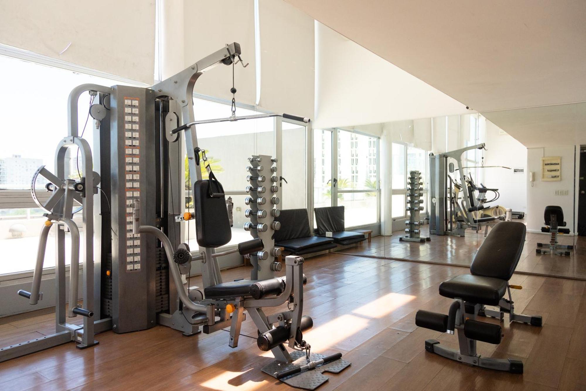 Fliphaus Austria 2500 - Lux 1 Bd Pool Recoleta Apartment