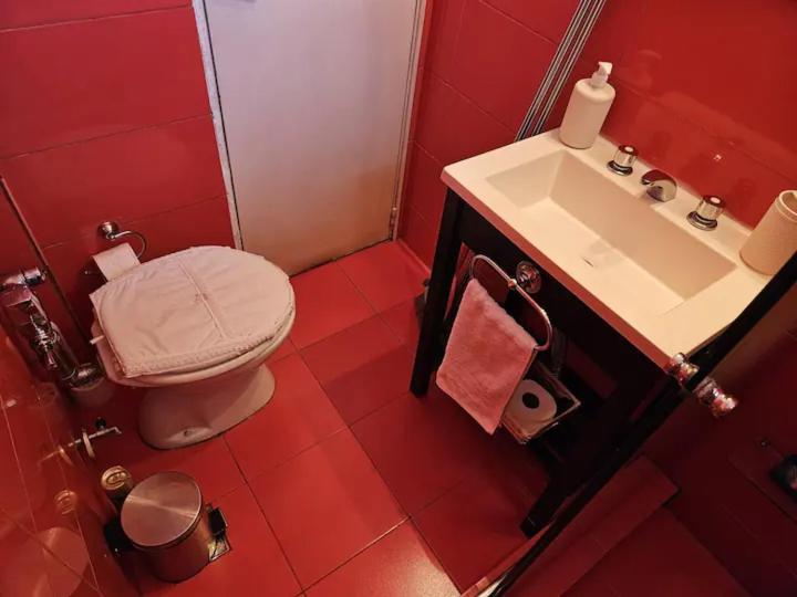 Apartamento Tu Refugio En Facultad De Medicina Recoleta, Con Balcon *