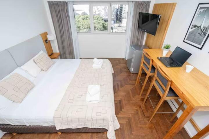 Nomad Cerrito Ciudad Autónoma de Buenos Aires