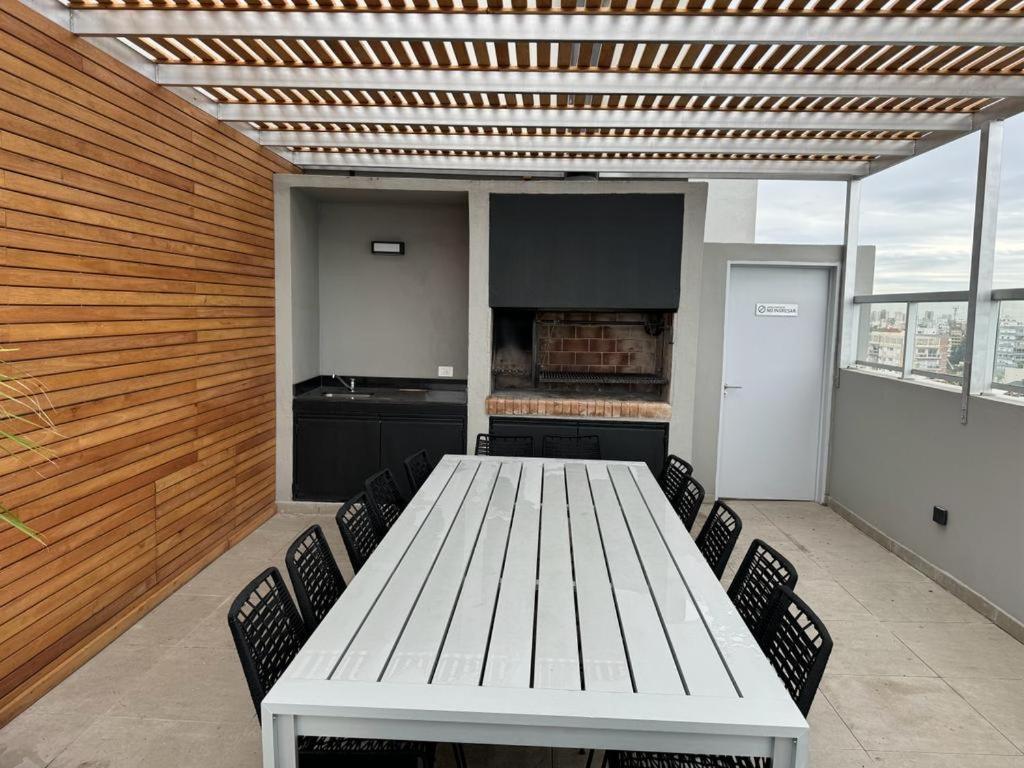 Penthouse A Estrenar En Sofisticado Barrio Y Edificio Vista Panoramica 100m2 Gimnasio Piscina Lujoso Salon De Fiestas Apartamento
