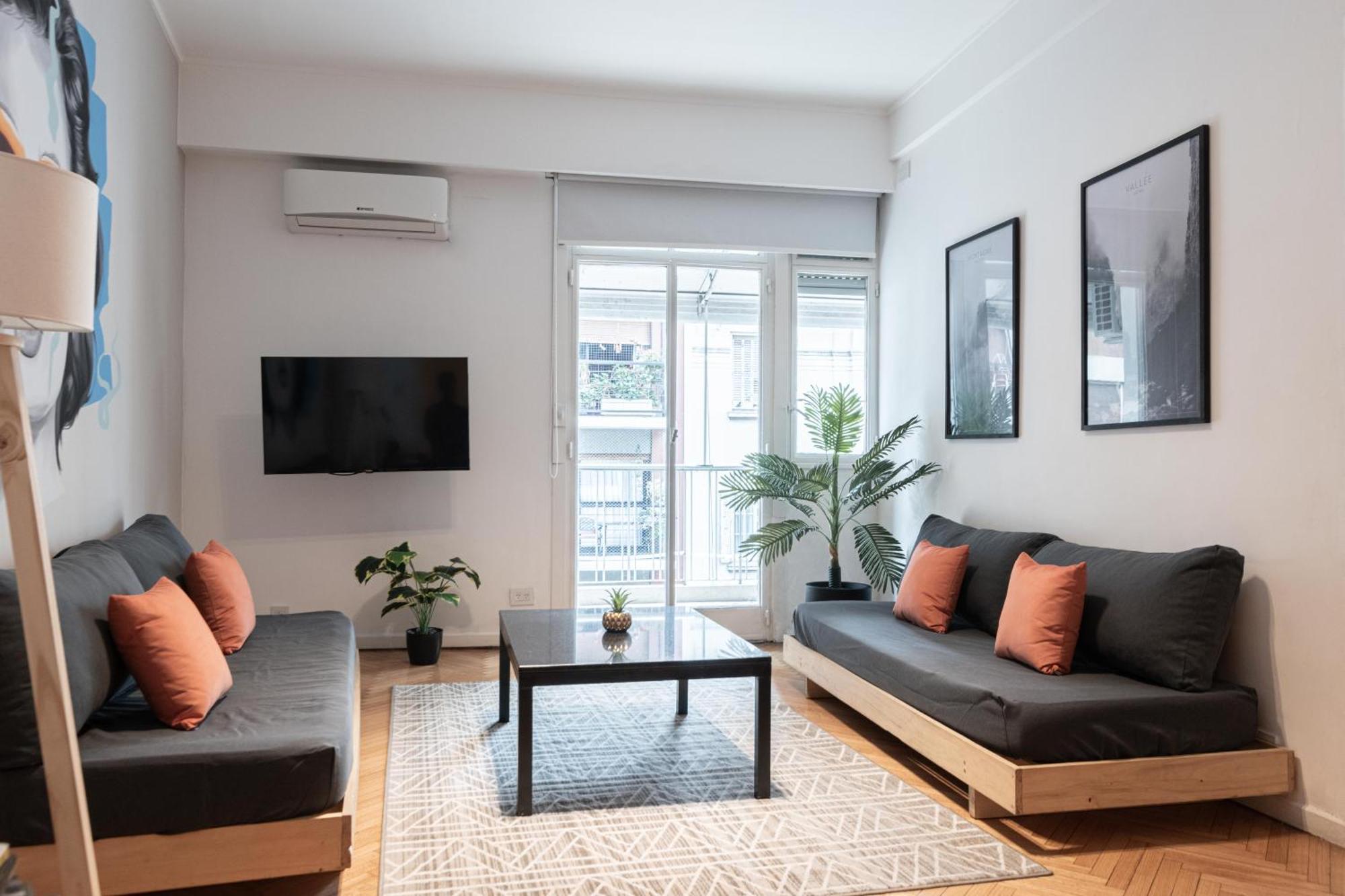 Apartamento Fliphaus Charcas 2500 - 3 Bd 2 Ba In Recoleta *