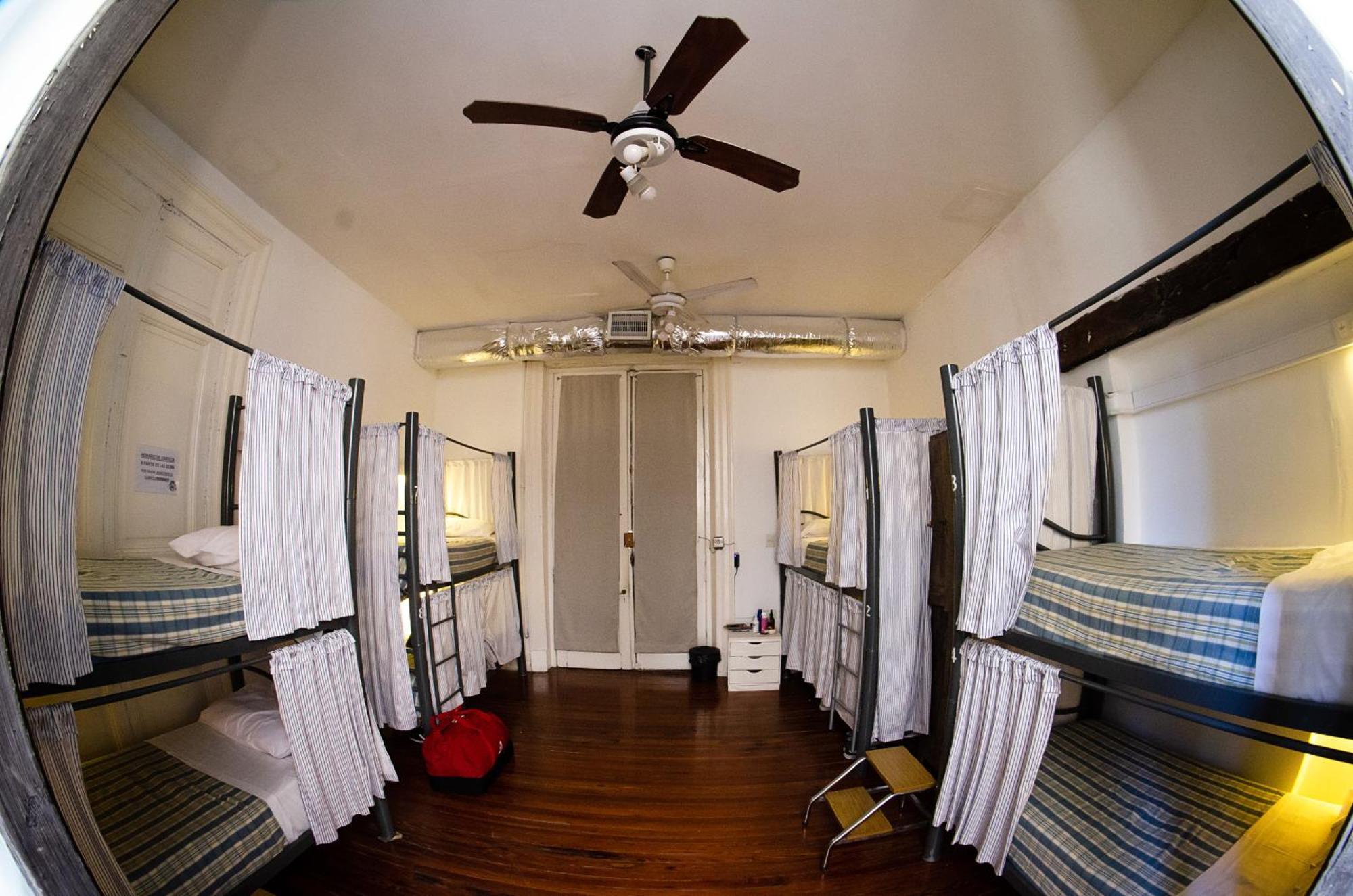 Ba Stop House 3*