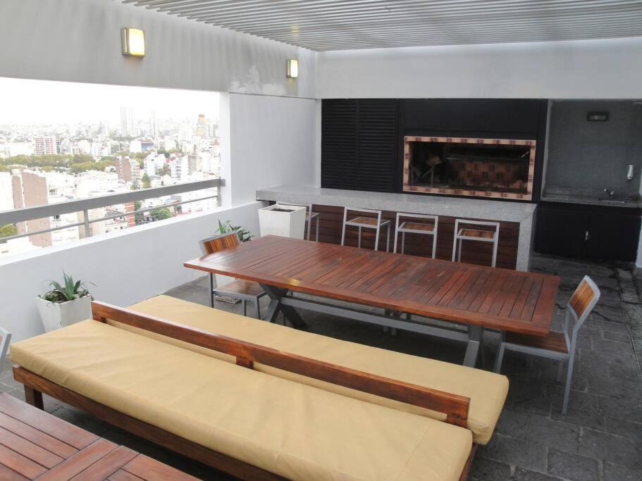 Palermo High Floor Apt. -city & River View- *