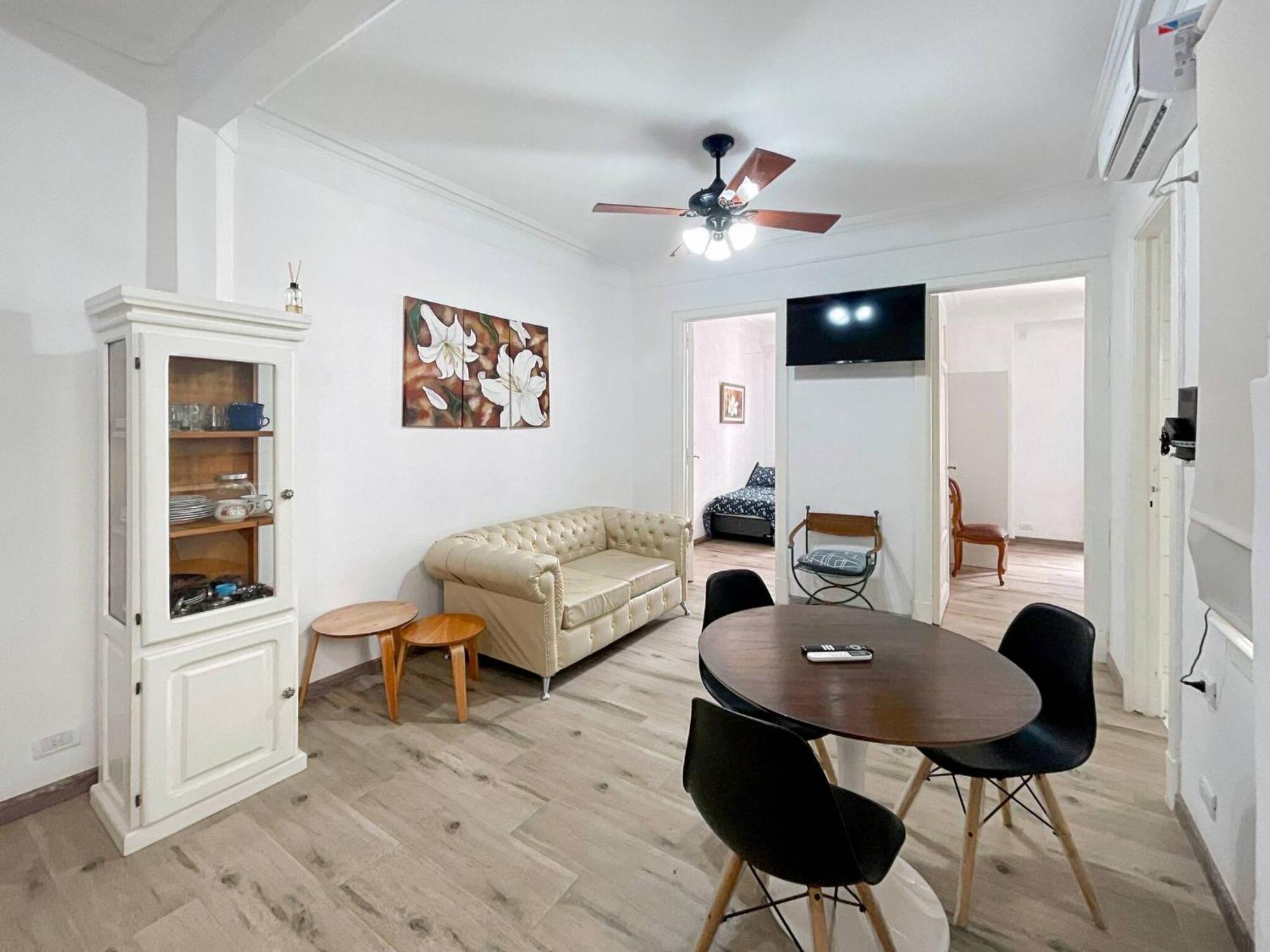 Centrally Located Near The Obelisco In Num7826 * Buenos Aires