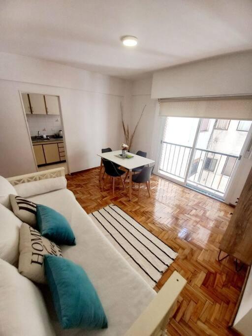 Apartamento Departamento V. Urquiza Para 3 *