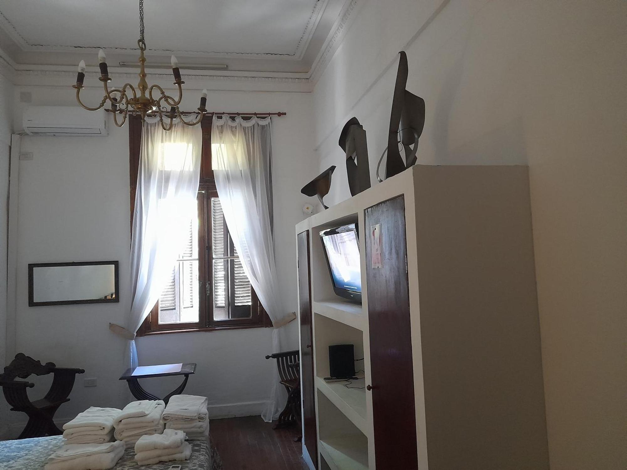La Casa Y El Arte - Full Apartment- Recoleta - 11 Pax - 4 2 Bathrooms Subway Round The Corner - Vics Deptos! Apartamento Ciudad Autónoma de Buenos Aires