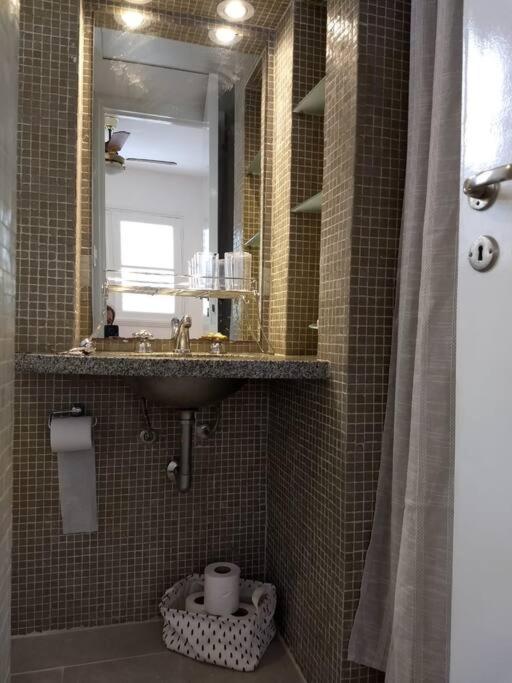 Alegre Y Confortable Departamento En Belgrano R Ciudad Autónoma de Buenos Aires