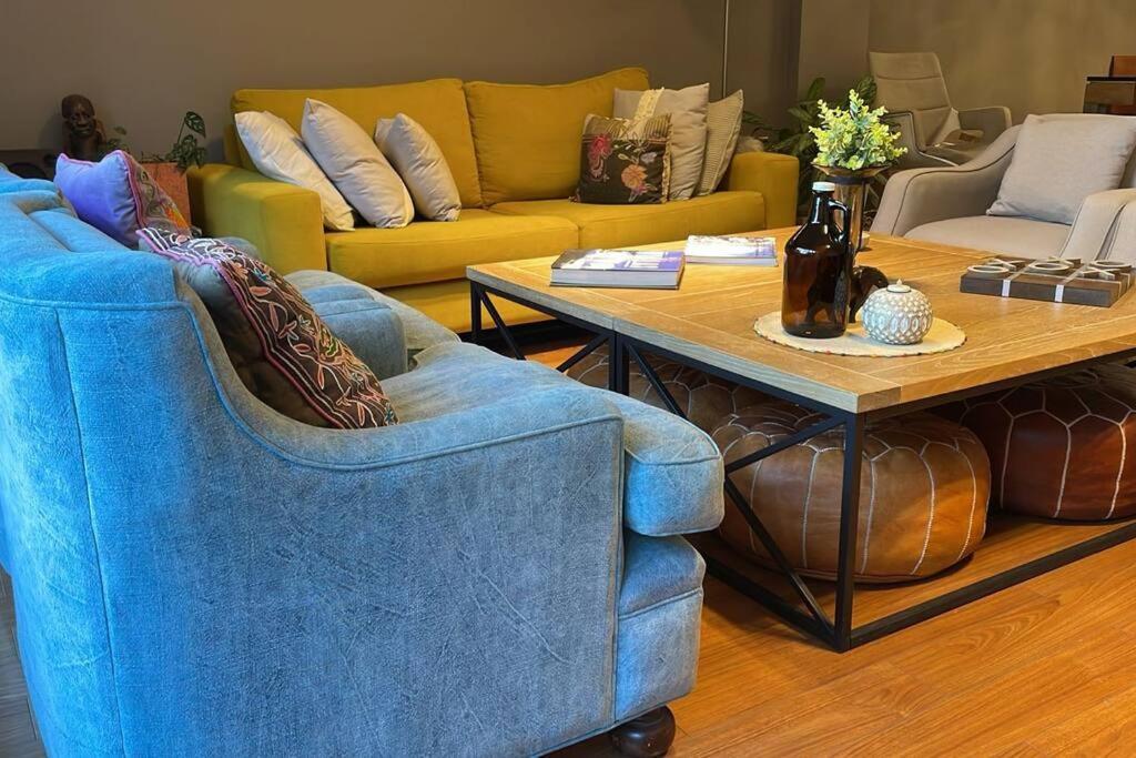 Amazing 3-bedroom In Beautiful Palermo/canita Area