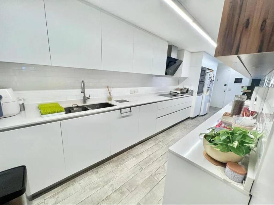 Amazing 3-bedroom In Beautiful Palermo/canita Area Ciudad Autónoma de Buenos Aires