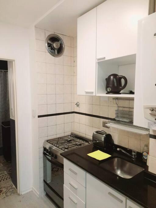 Apartamento Estudio En El Centro Porteno Ciudad Autónoma de Buenos Aires