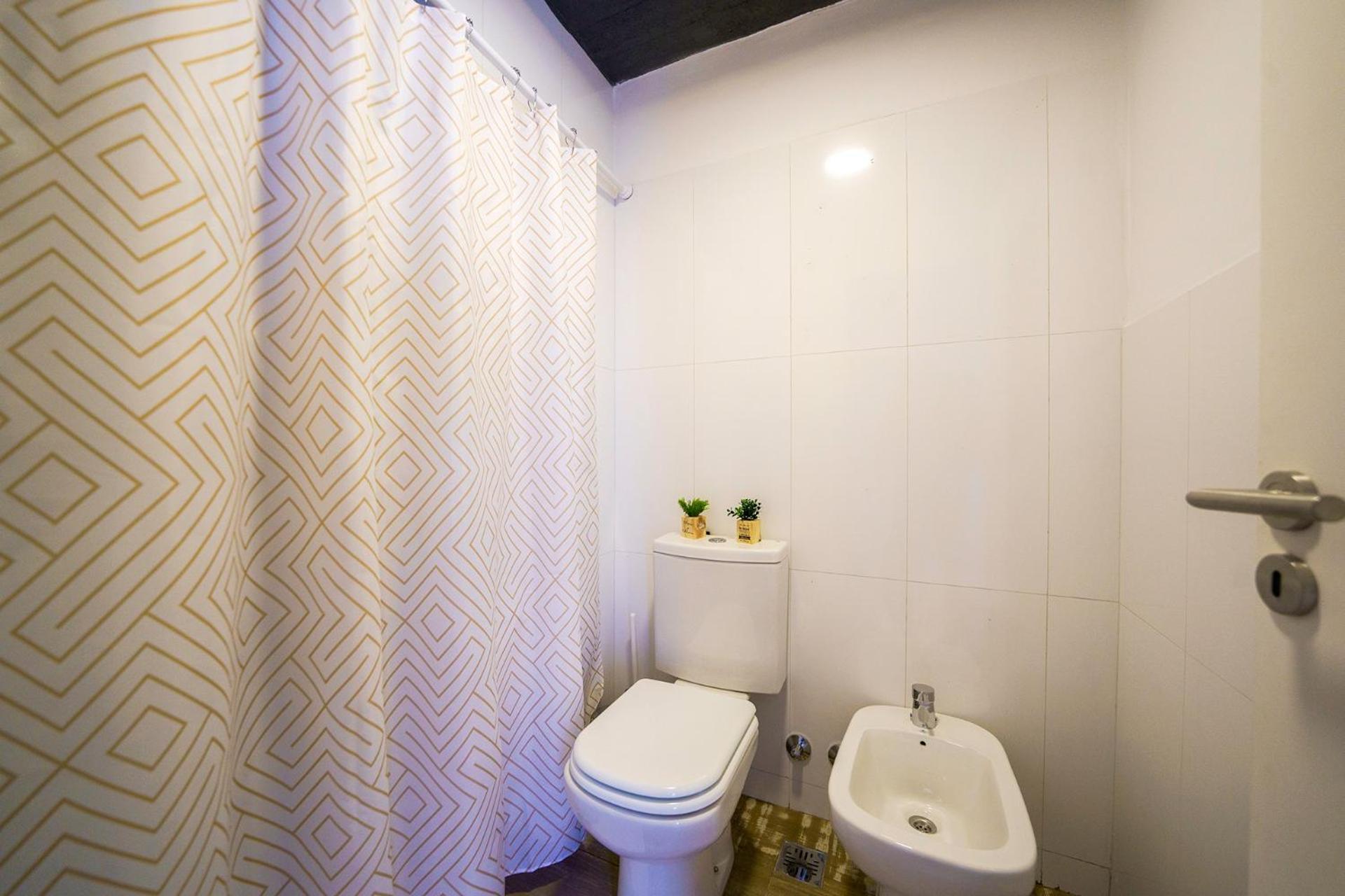 Fliphaus Chic Haus - 9 Lux Units 36 Pax