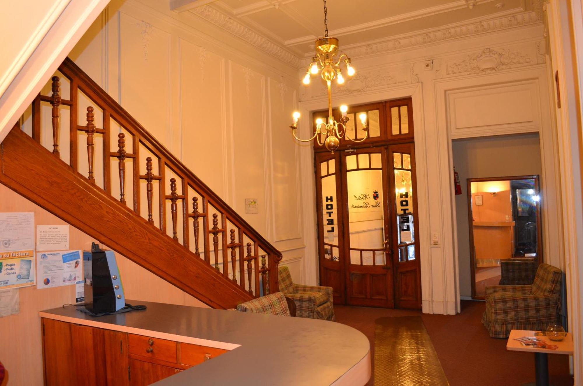 Gran Sarmiento Hotel