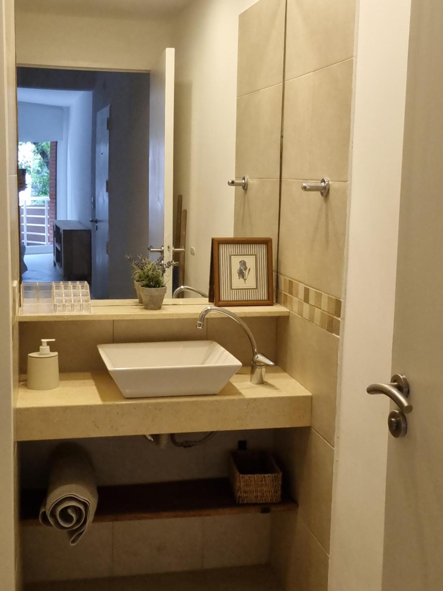 Estudio Amplio Y Moderno En Belgrano. * Buenos Aires