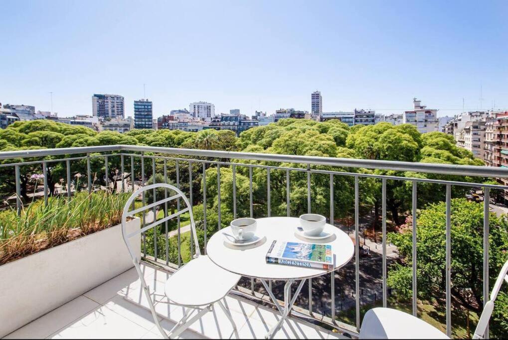 Hestia At Recoleta 2bdr W Stunning Plaza View Apartamento