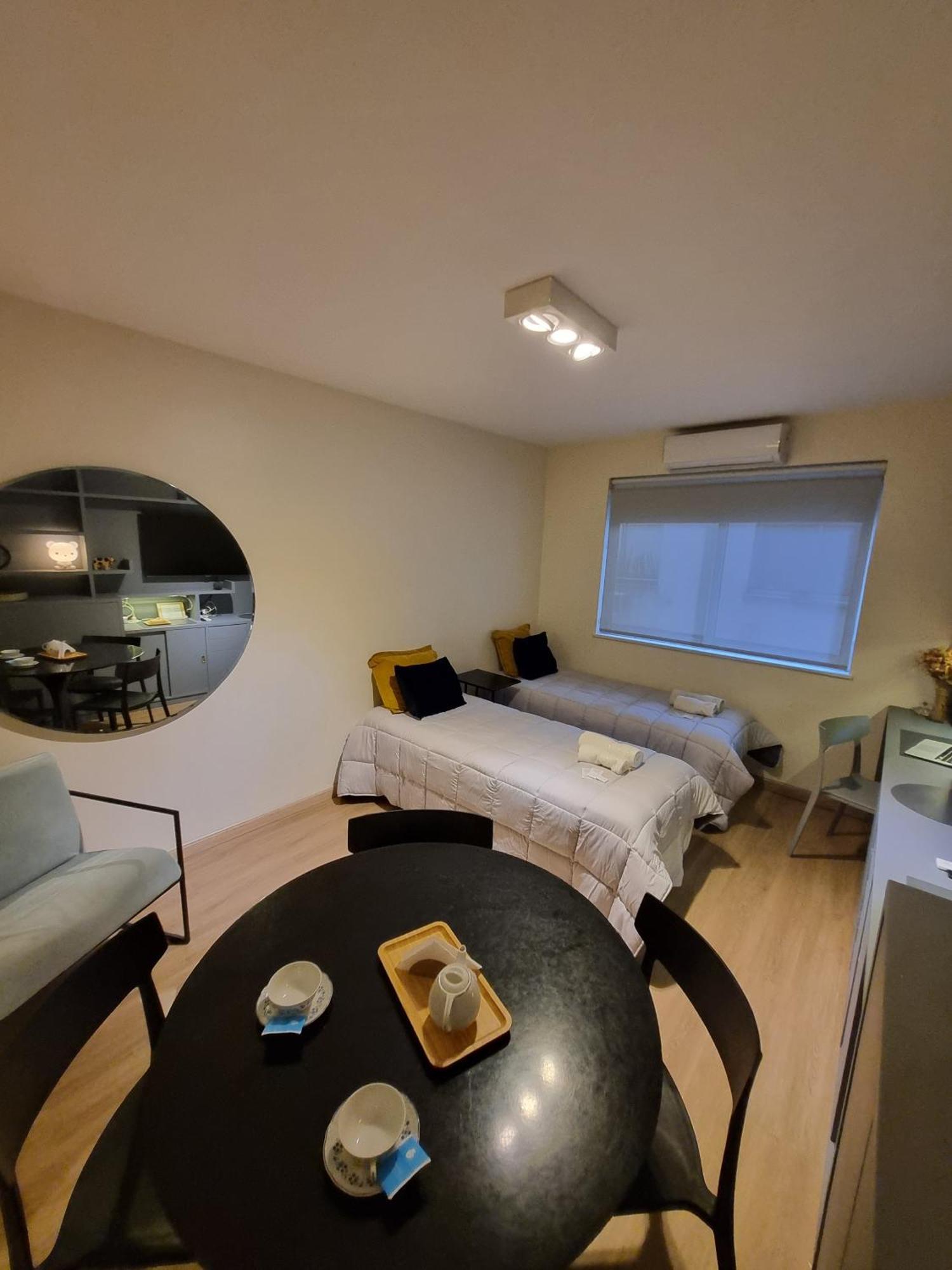 Del Turista Y Del Estudiante En Obelisco - Plusprops Apartamento *