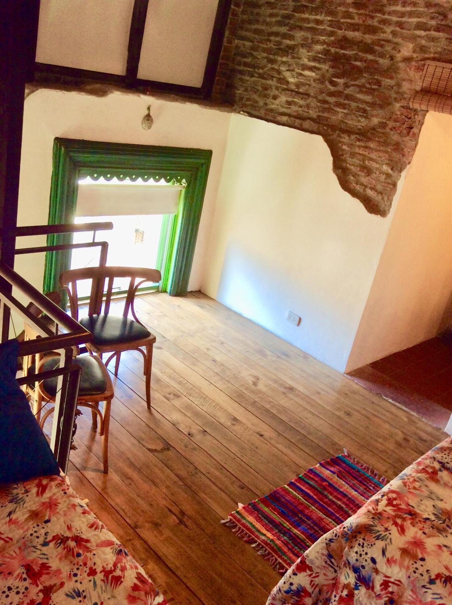Loft Antiguo Sobre Av De Mayo Apartamento *