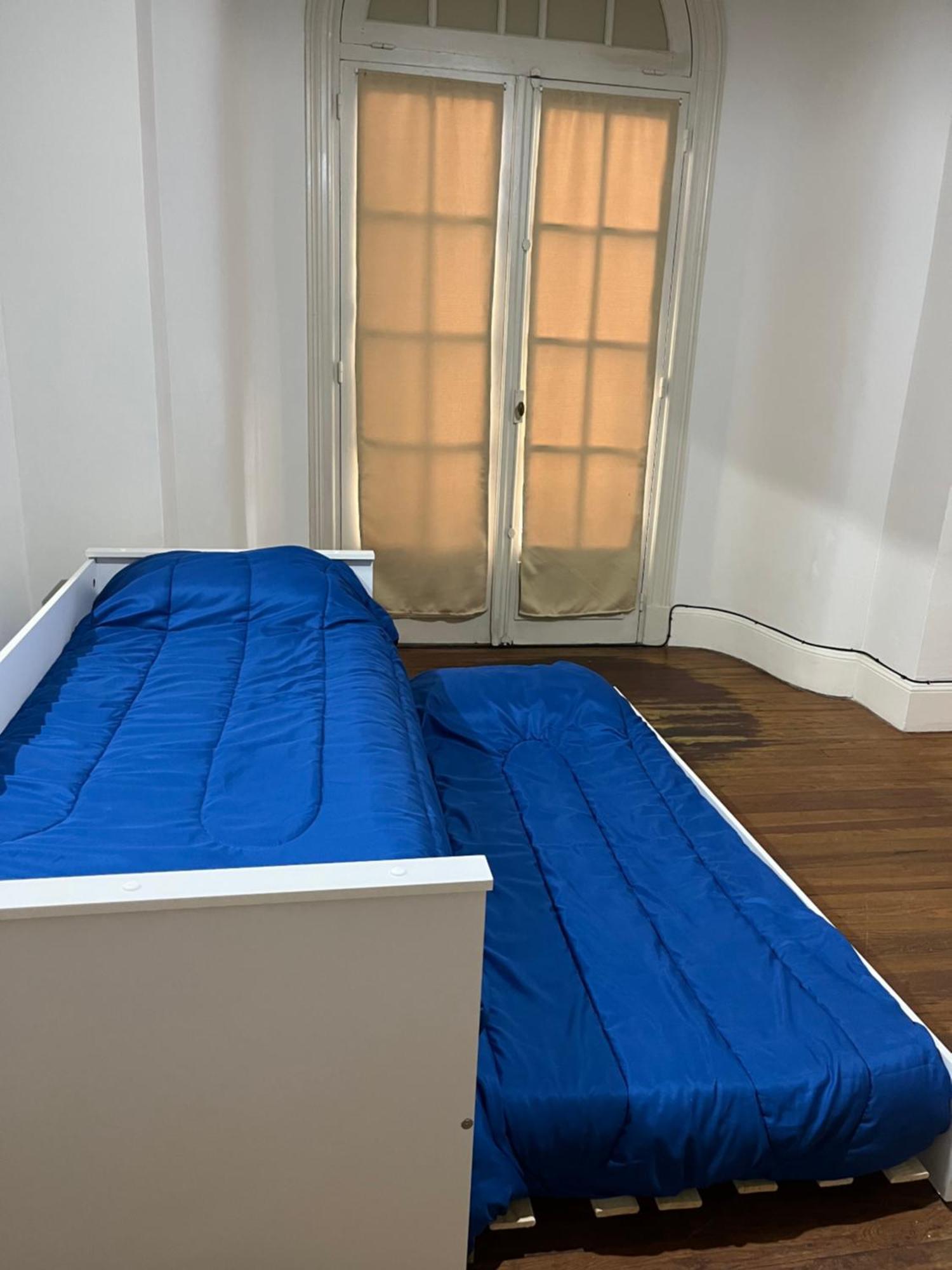 Departamento Espacioso En Edificio De Epoca Apartamento