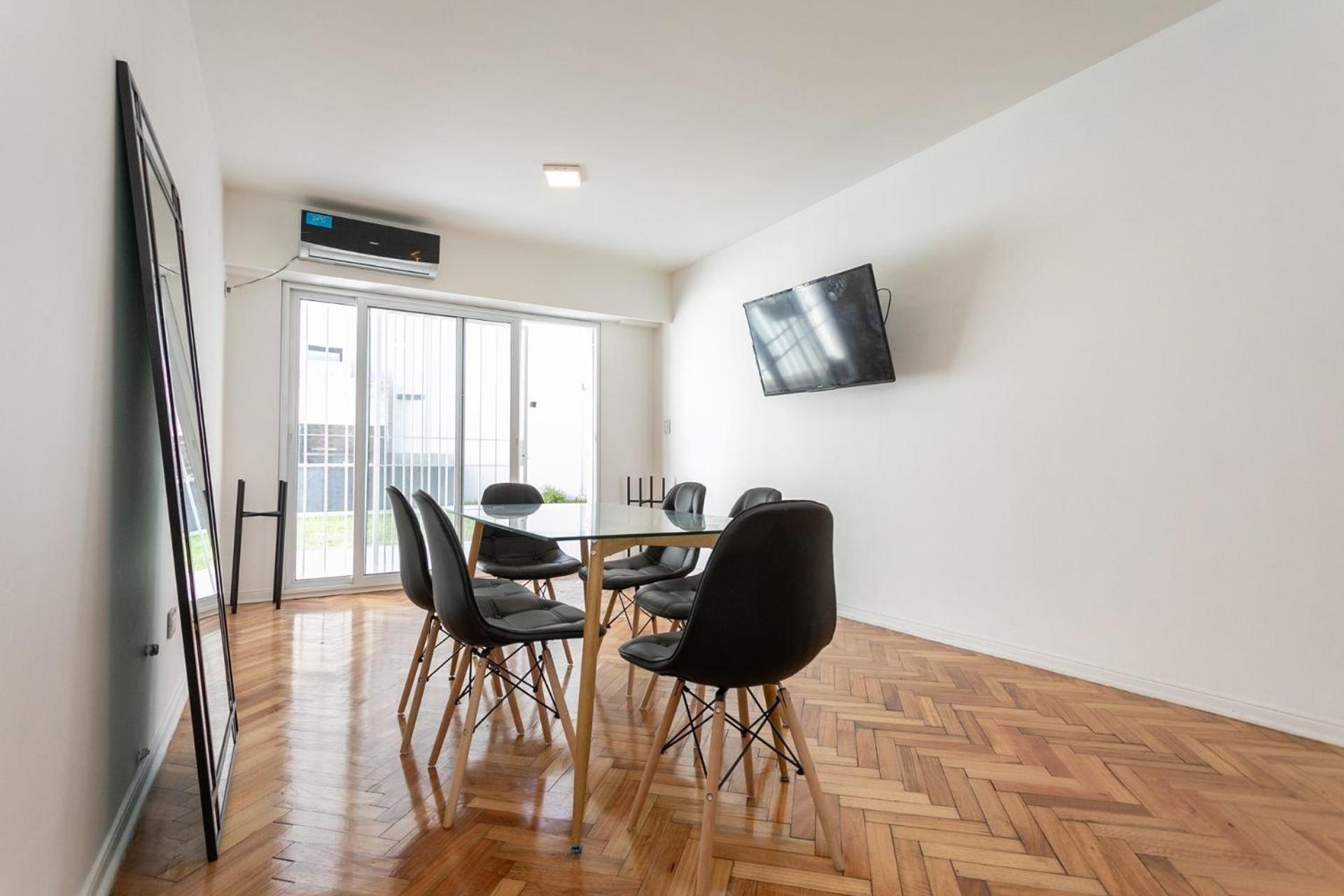 Hermoso Depto Para 4 Personas En Almagro Con Patio Privado Apartamento *