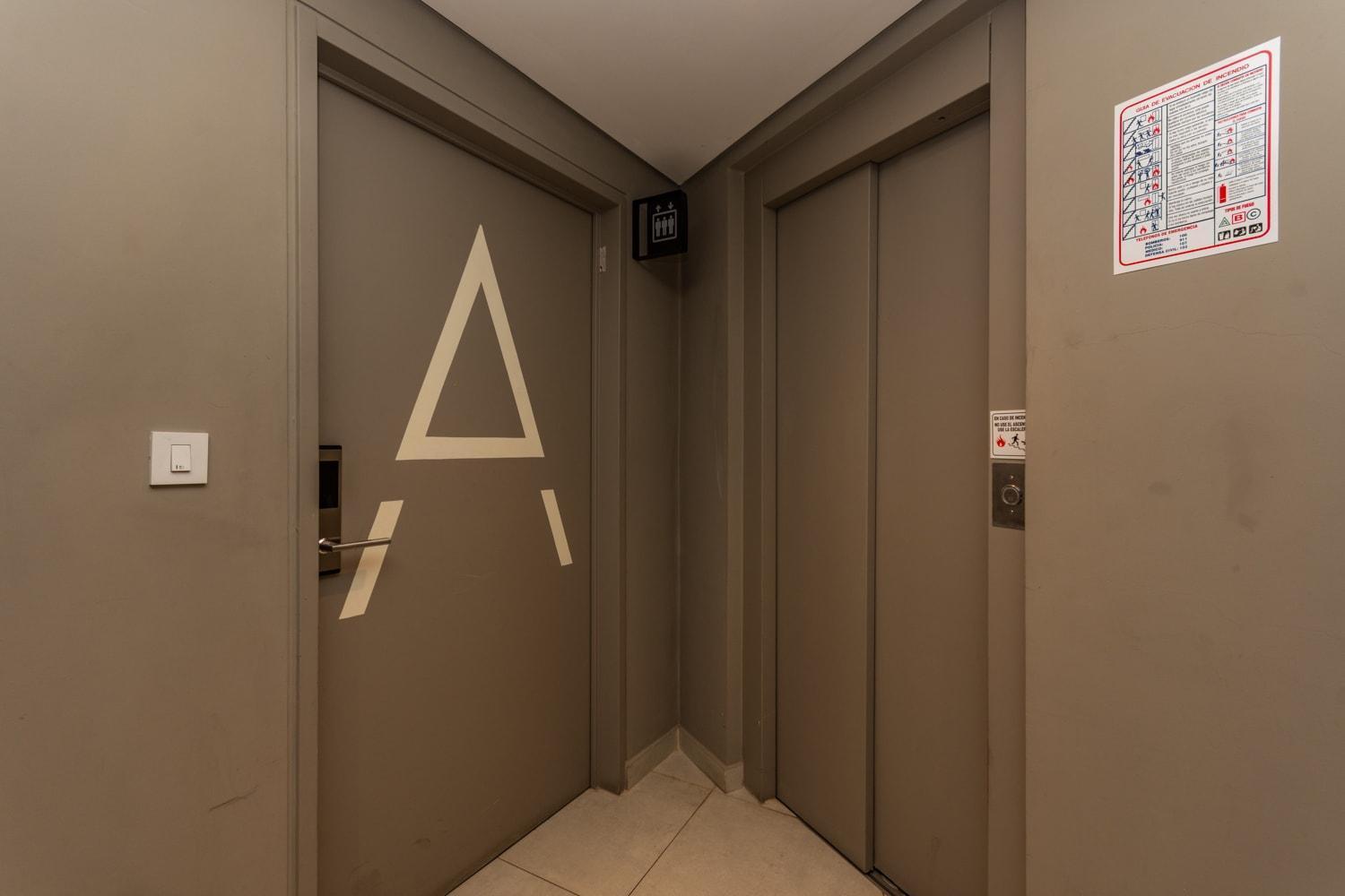 Loft Elegante A 5 Minutos De Puerto Madero 8a Сasa de vacaciones