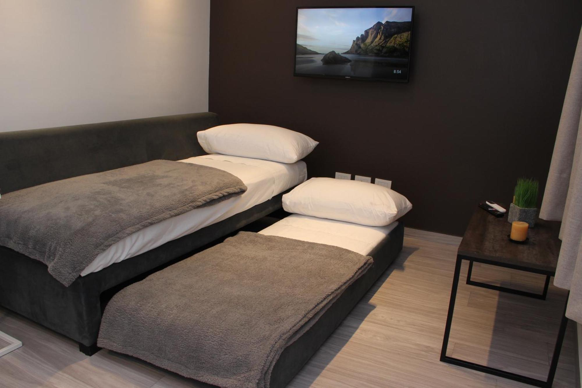 In House Ba - Le Coq Apartahotel *