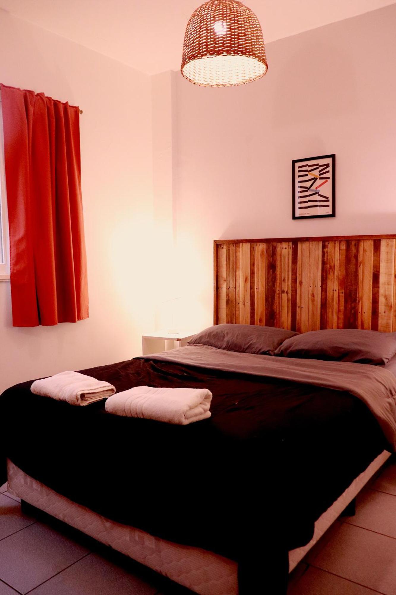 Ruda Hostal *