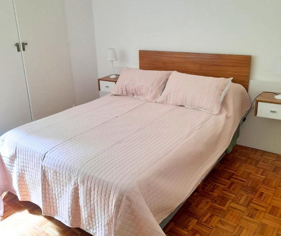 Centro - Sarmiento 1462 Apartamento *