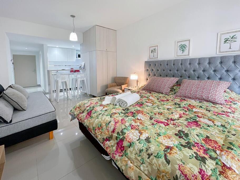 Apartamento Ayres Alquileres- Estudio En San Telmo- Paseo De La Cisterna- Uf 529 *