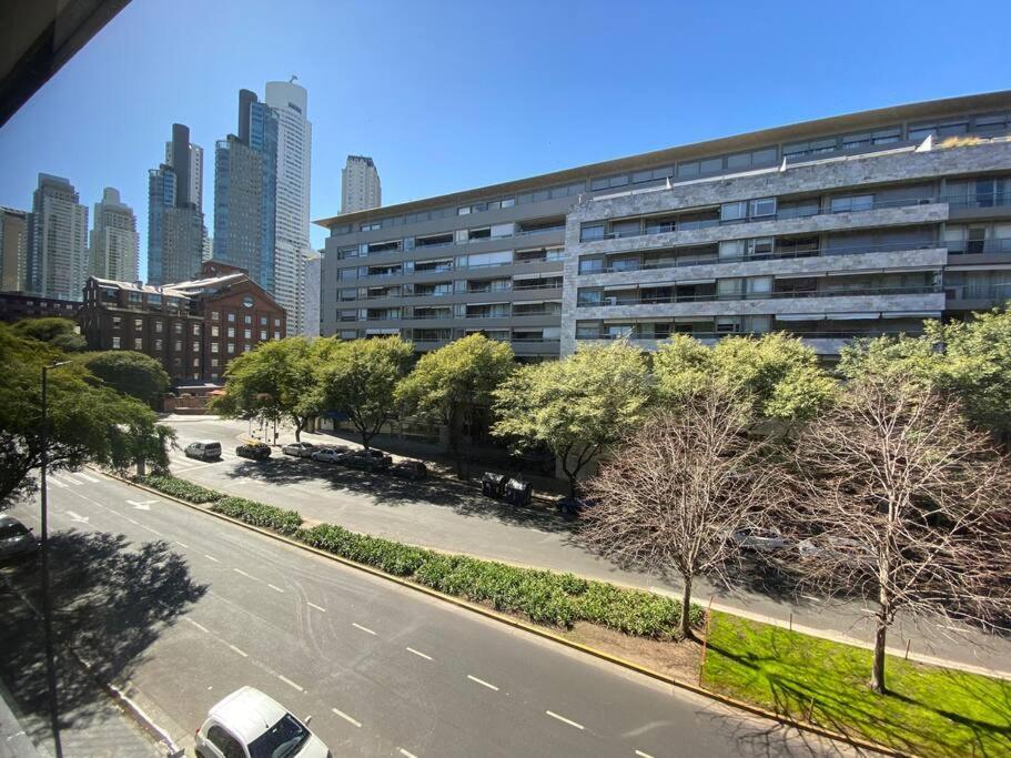 Lujoso Departmento Puerto Mader Con Cochera Buenos Aires