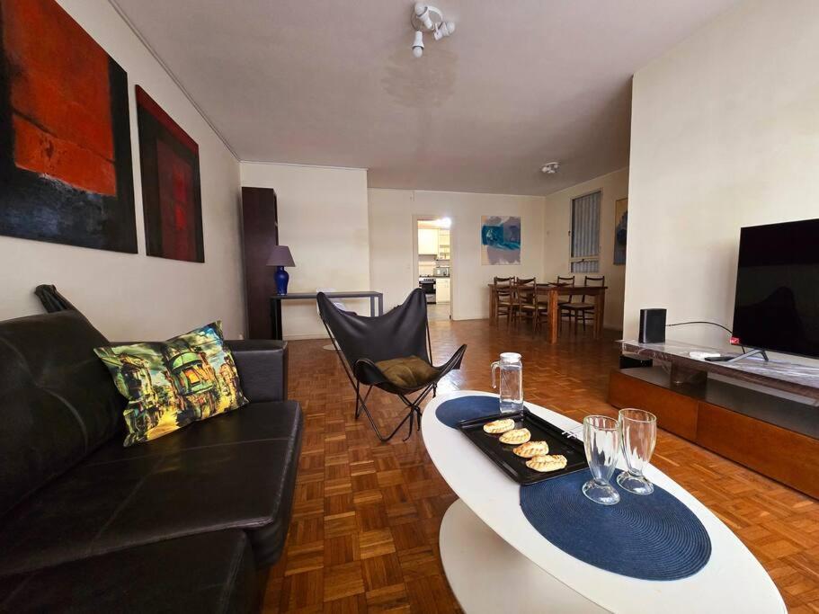 Crimson Queen-recoleta Apartamento