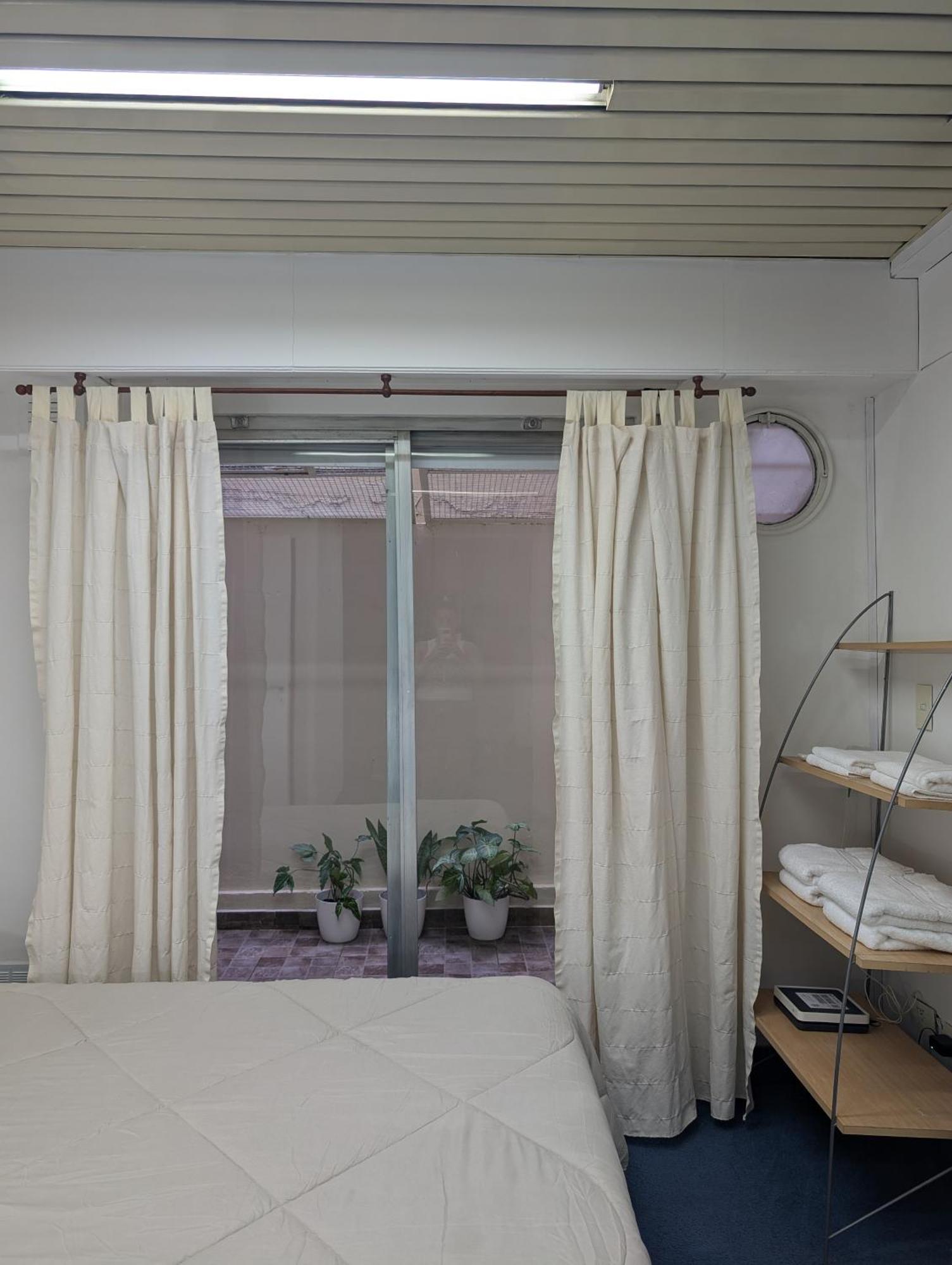 Comodo Y Tranquilo Departamento Con Patio Ciudad Autónoma de Buenos Aires