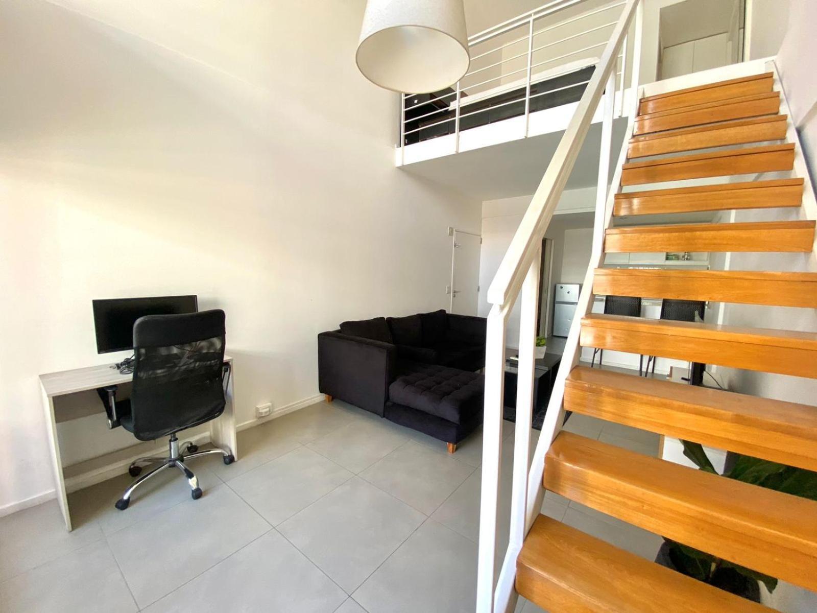 Bright Duplex Next To Rosedal *