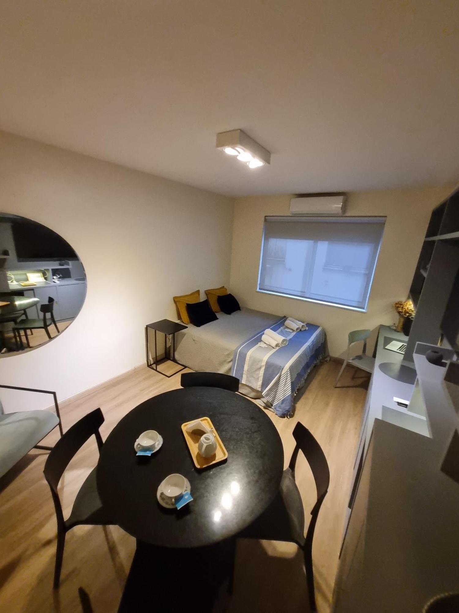Apartamento Del Turista Y Del Estudiante En Obelisco - Plusprops