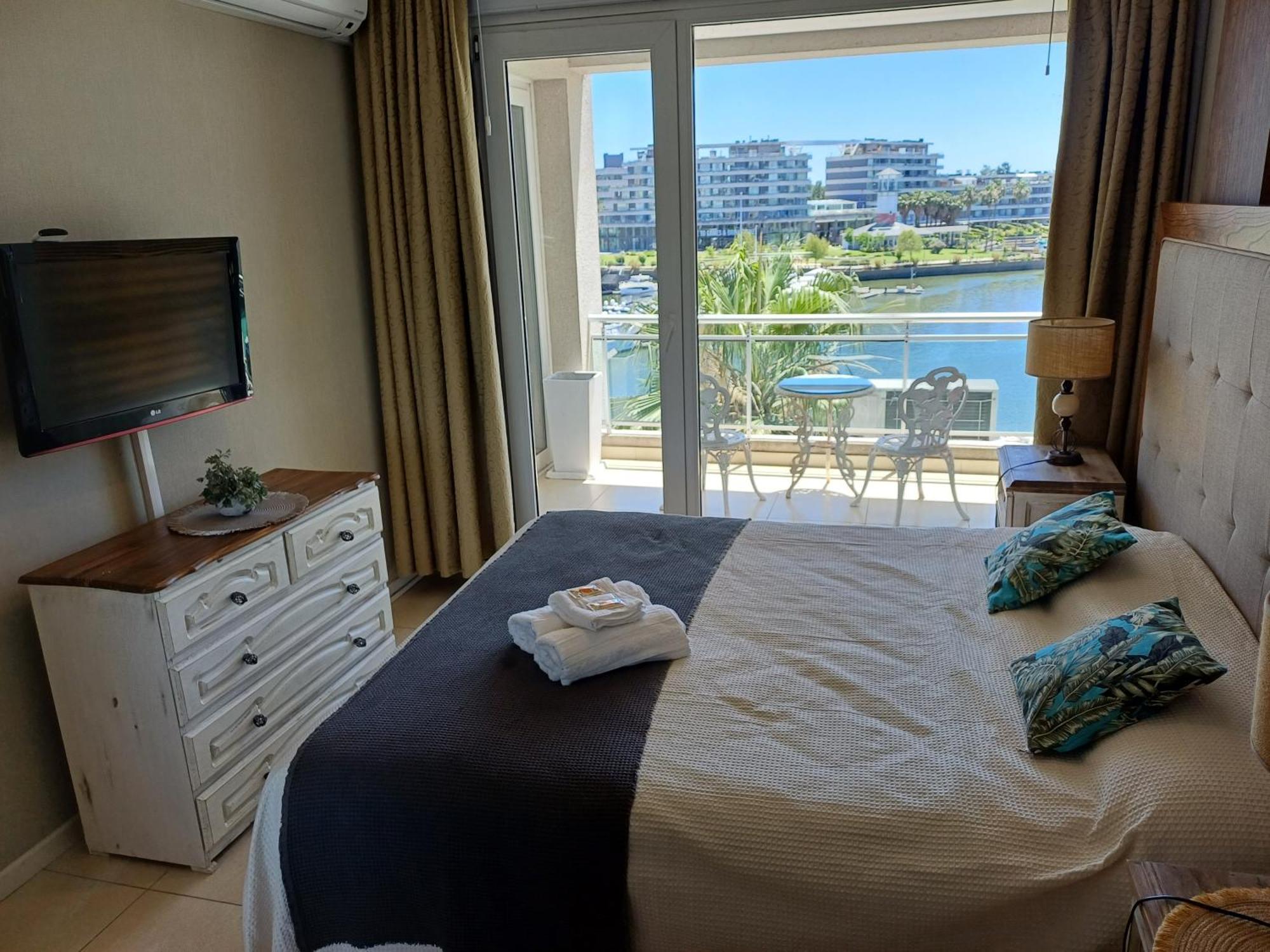 Apartamento Departamentos Bahia Grande Nordelta Con Balcon Y Vista A La Bahia Piscina Opcional Arancelada!!