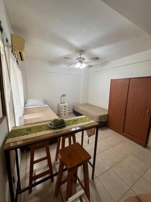 Apartamento Rivadavia -1 Ambiente Amplio, En El Centro
