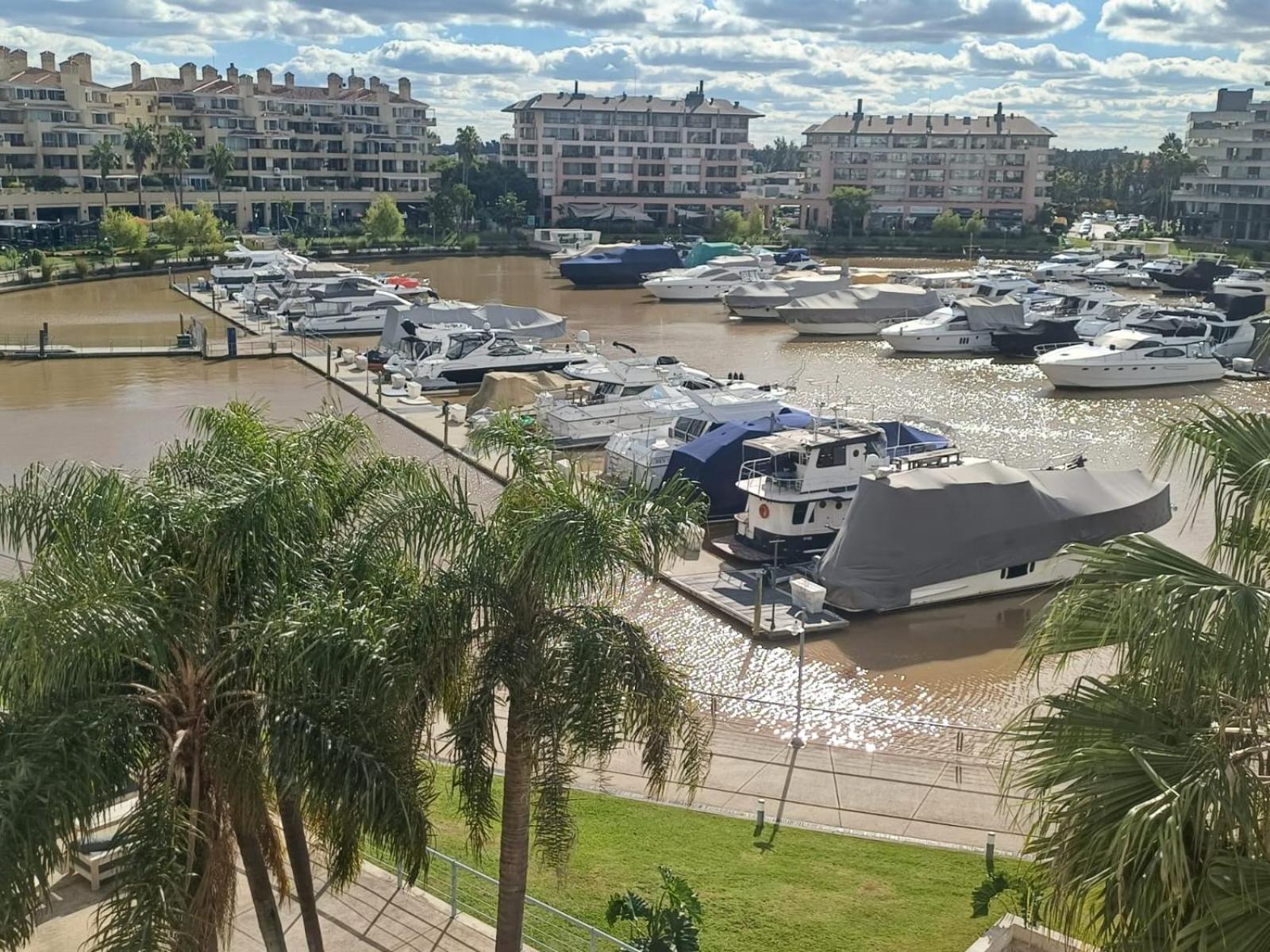 Departamentos Bahia Grande Nordelta Con Balcon Y Vista A La Bahia Piscina Opcional Arancelada!! * Ciudad Autónoma de Buenos Aires