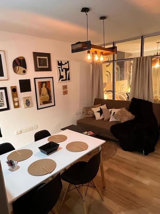 Apartment Par De Estudios Comunicados. Tierra Fertil